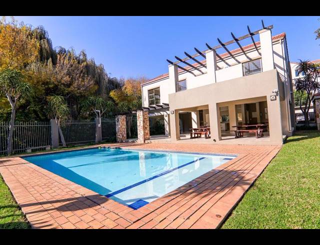 1 BEDROOM APARTMENT FOR SALE IN PAULSHOF